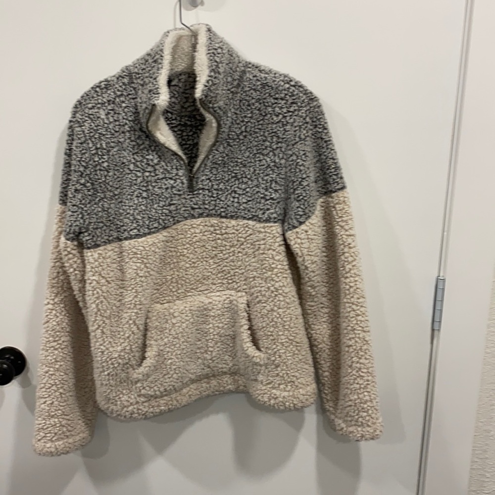 Half zip fleece pull over